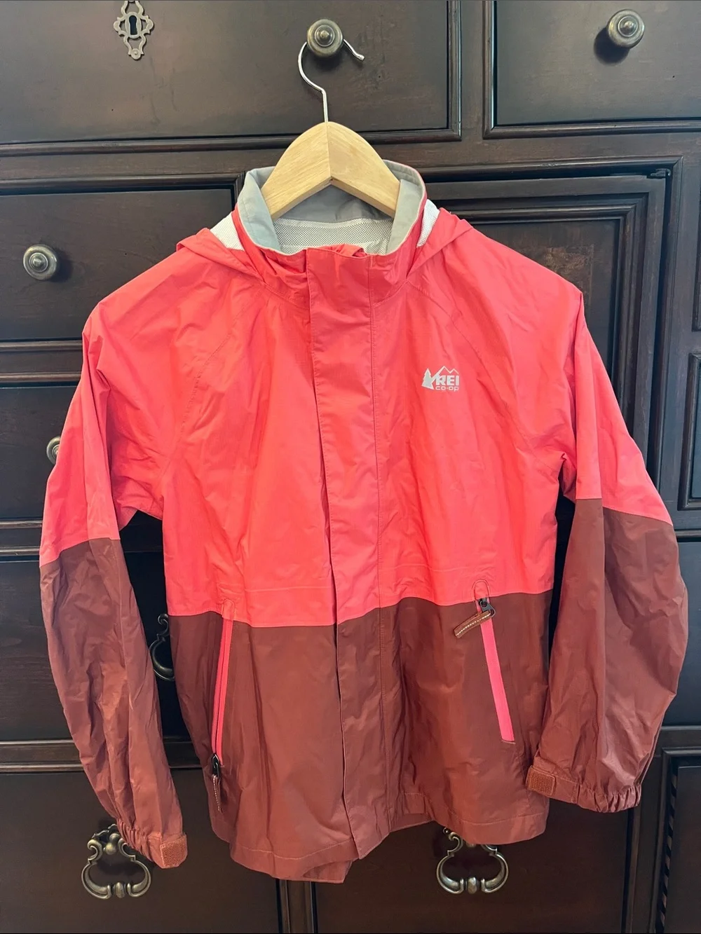 REI Two-Tone Coral and Burgundy Hooded Rain Shell